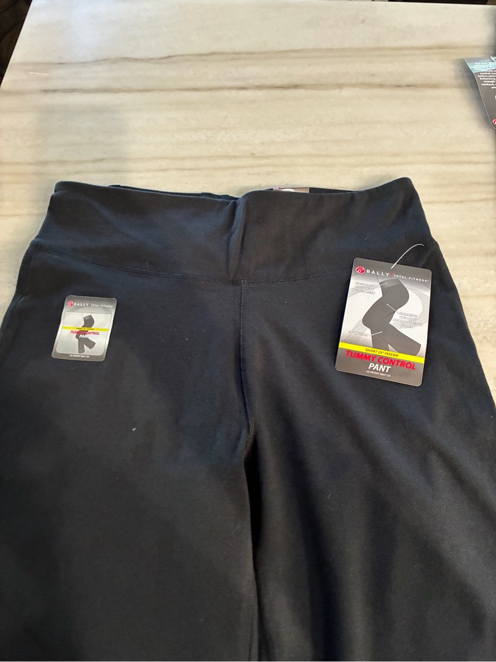 Bundle-2X Bally bootleg yoga pants NWT XL - Picture 2 of 5